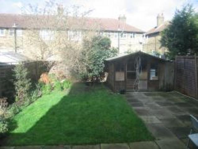 			3 Bedroom, 1 bath, 1 reception Flat			 Oakworth Road, LADBROKE GROVE W10